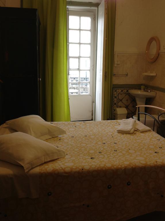 ליסבון New Aljubarrota Guest House מראה חיצוני תמונה