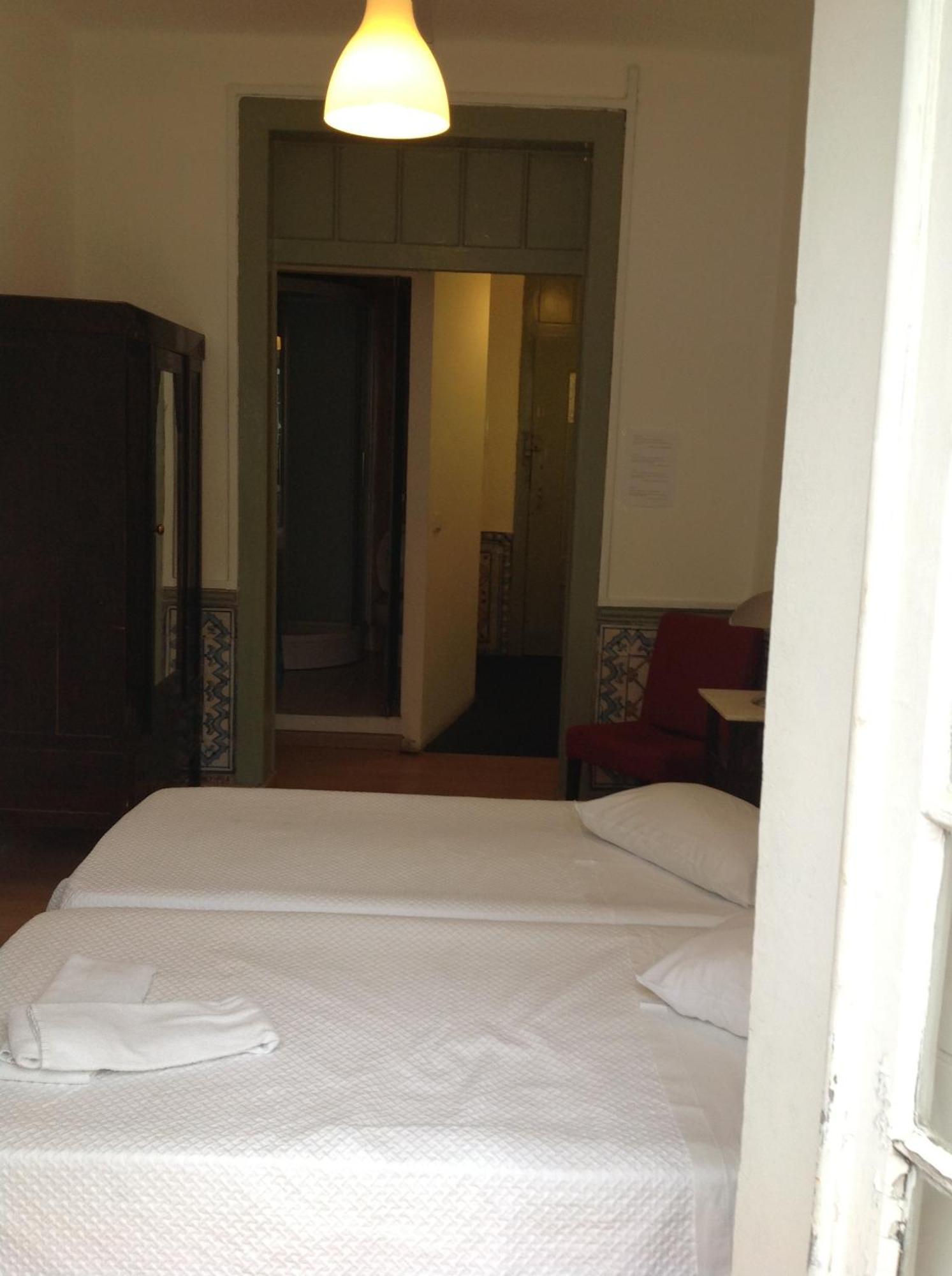 ליסבון New Aljubarrota Guest House מראה חיצוני תמונה