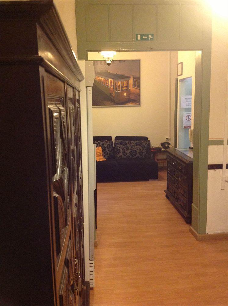 ליסבון New Aljubarrota Guest House מראה חיצוני תמונה