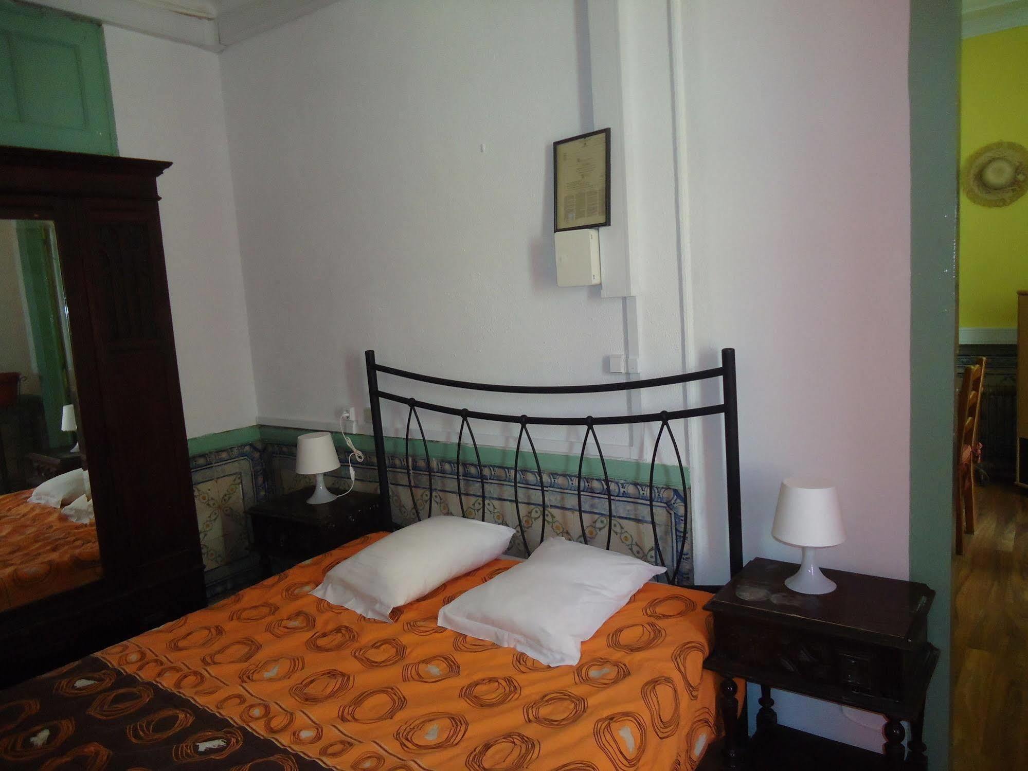 ליסבון New Aljubarrota Guest House מראה חיצוני תמונה
